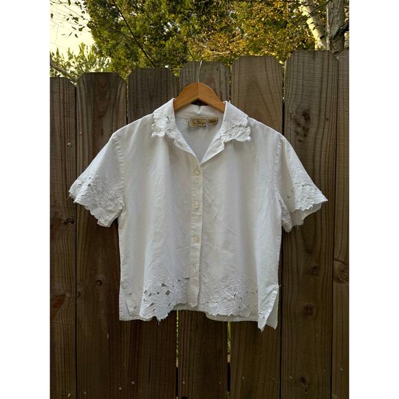 VINTAGE EMBROIDERED BUTTON-DOWN BLOUSE — WHITE - Picture 2 of 9